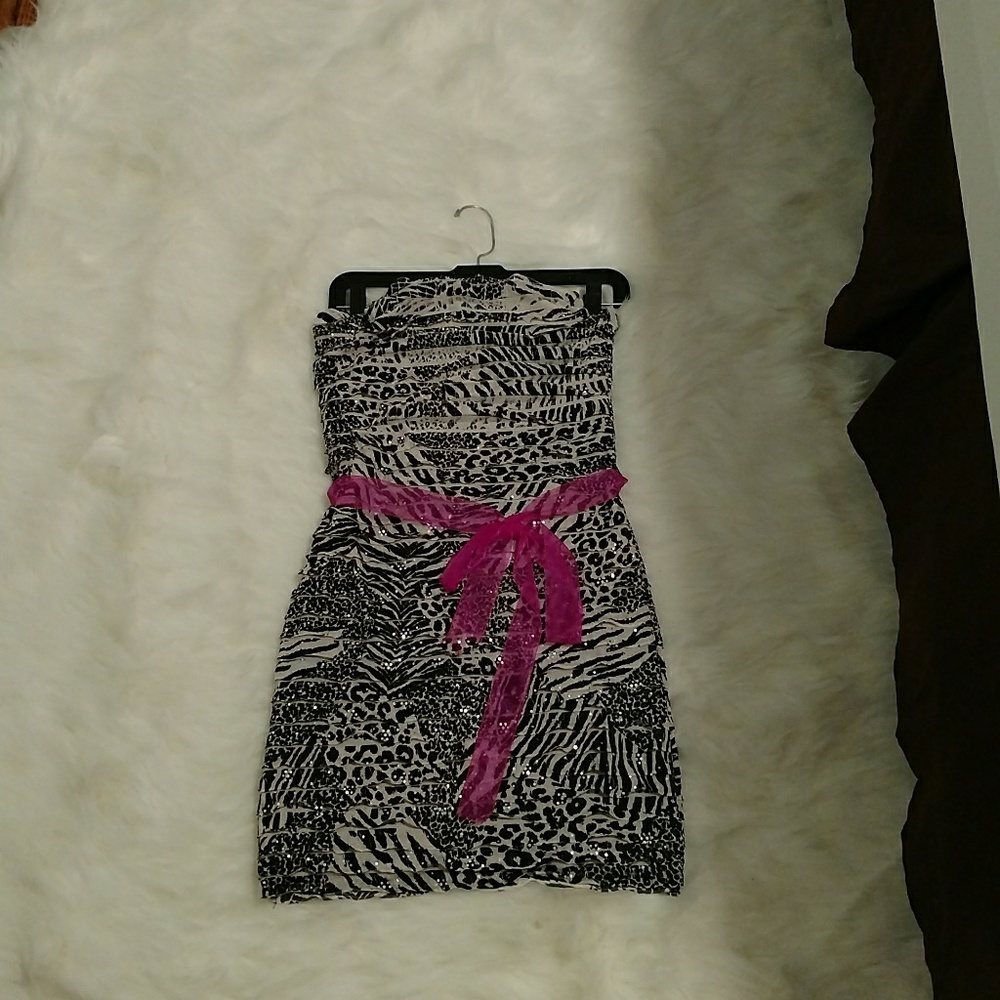 Stretchy fitted dress